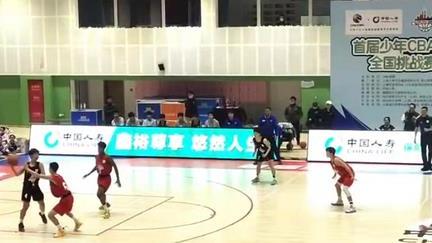 广东男篮|13分4篮板！广东宏远混血新星表现出色，带队夺冠，未来让人期待