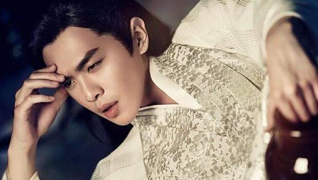 王丽坤|37岁王丽坤再挑大梁，与80后男星出演古装剧，这阵容不看亏了