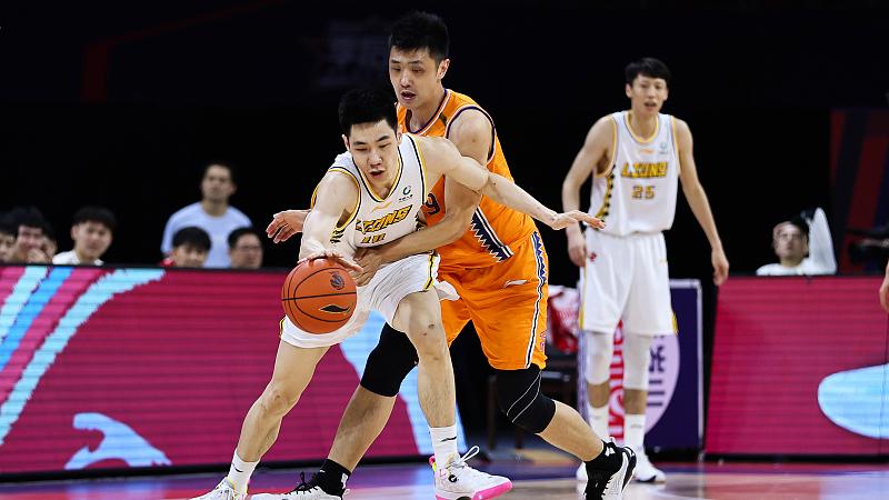广厦|15+4+2+4+1！广厦赢球离不开他，填满数据栏，表态直指赢球关键