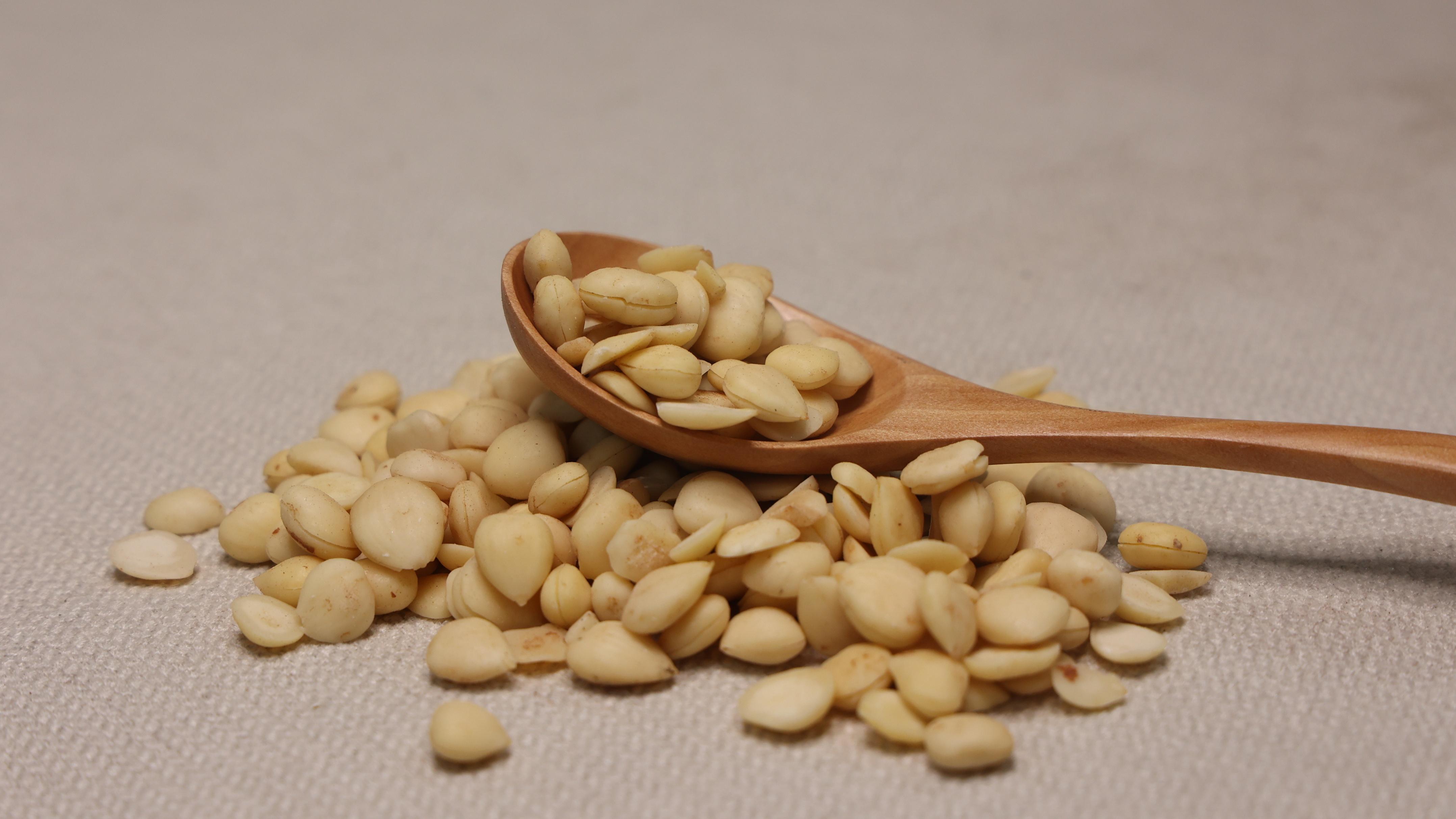 蜂蜜|用这三种坚果来煮粥，有意想不到的效果哟！