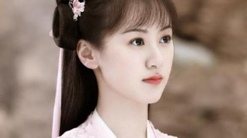 |《黑莲花攻略手册》主角又换了，看到新女主，越换越没看头