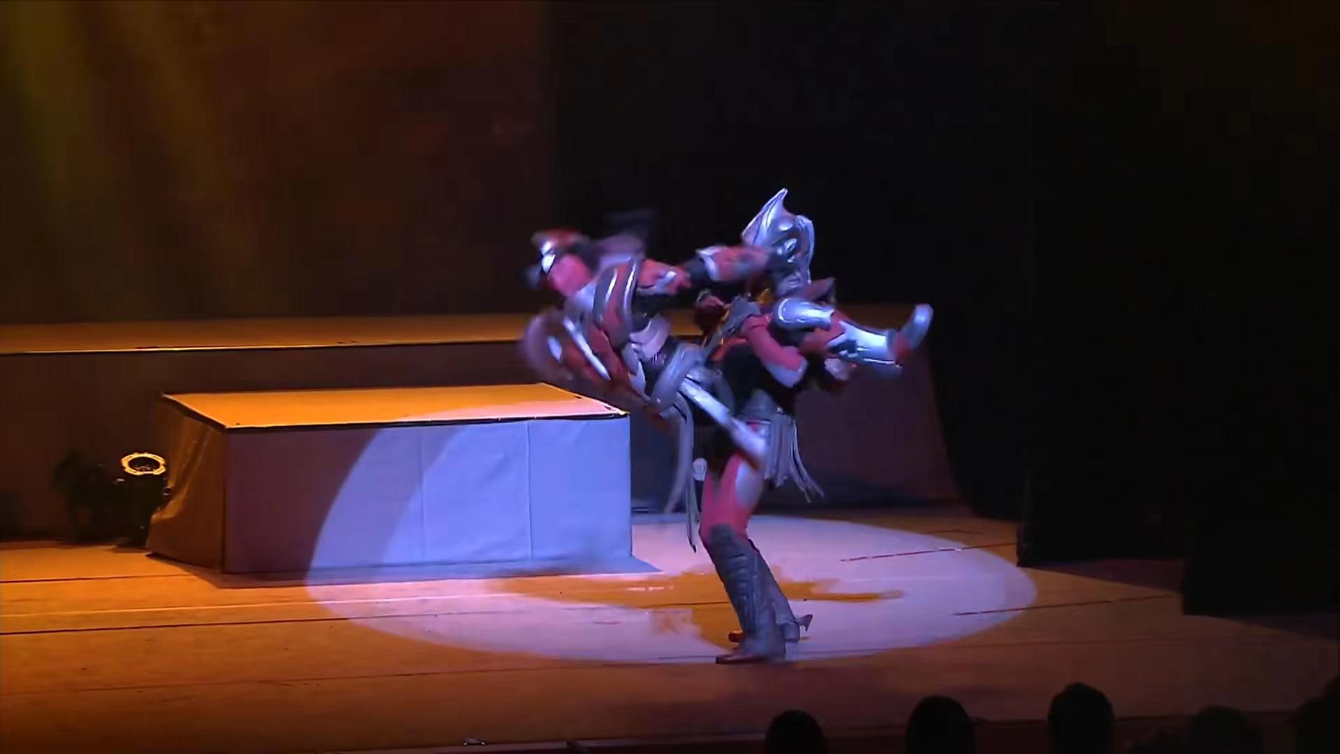 迪迦·奥特曼|黑暗巨人的对决：两个卡姐的战斗是真的优雅，黑迪迎战黑特！