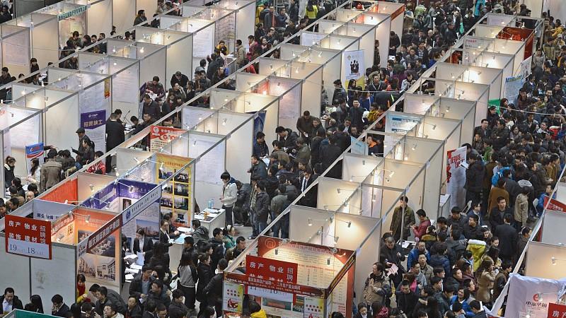 神陵武装|大专生出来找工作太难了，为什么？年轻的时候，不知道学习很重要