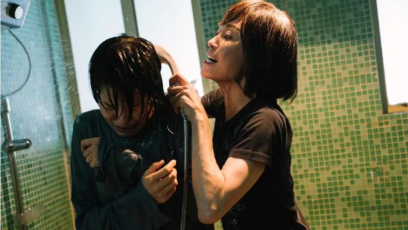 TVB|删了又删才敢播，事实证明，TVB这部王炸剧，尺度不是唯一看点