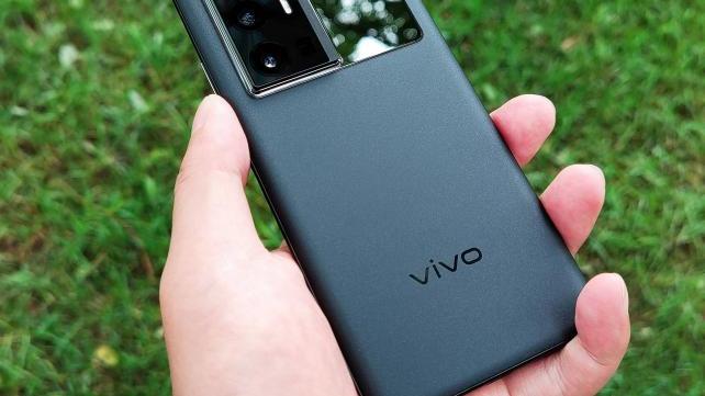 电池|想要一步到位？不妨看看这三款手机，轻轻松松用五年！