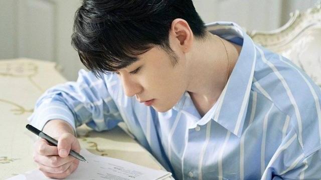 张云雷|好聚好散！德云社的大师兄张云雷，跟代言三年的品牌方中止合作