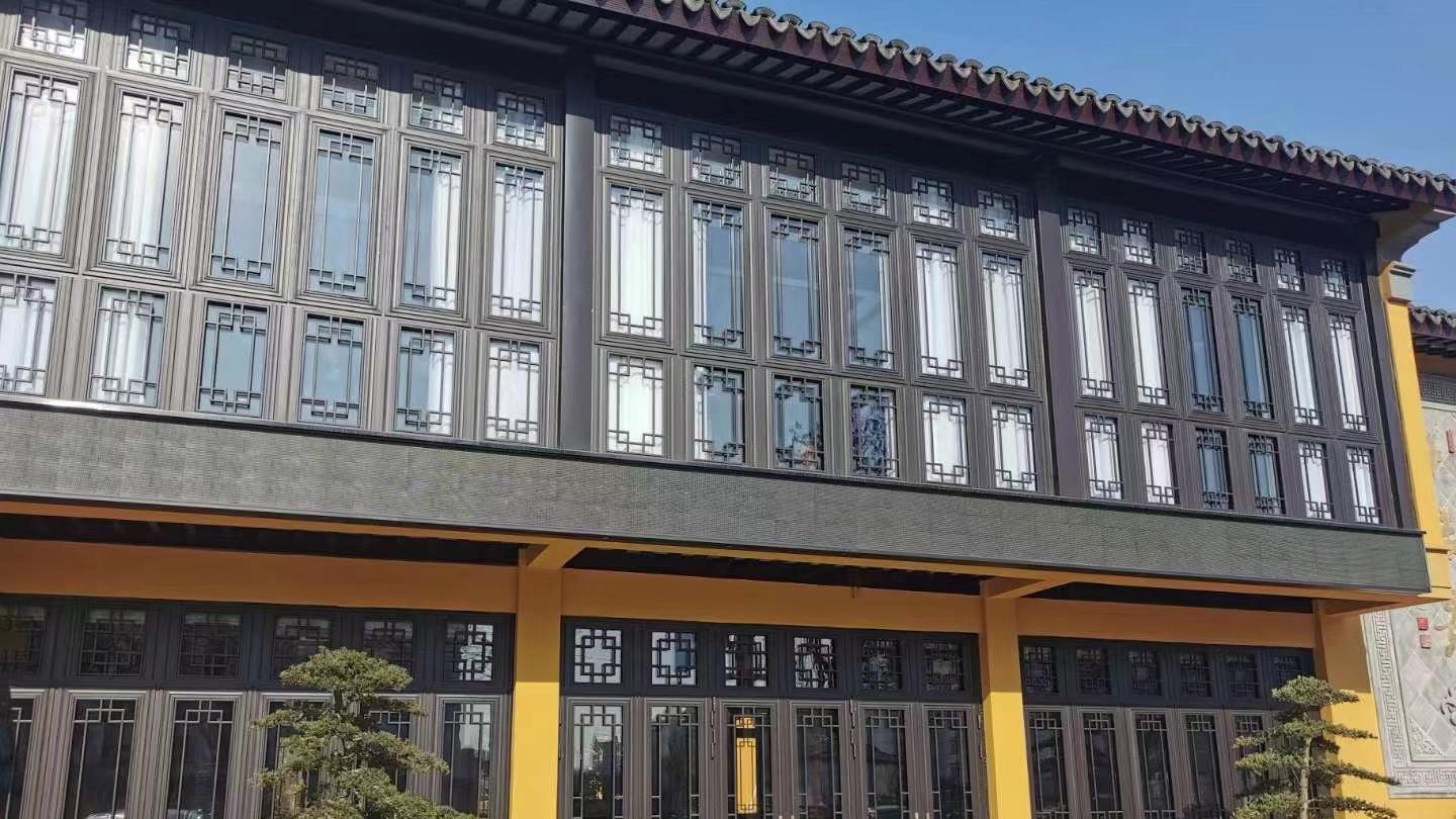 仿古铝合金门窗哪家加工的质量比较好