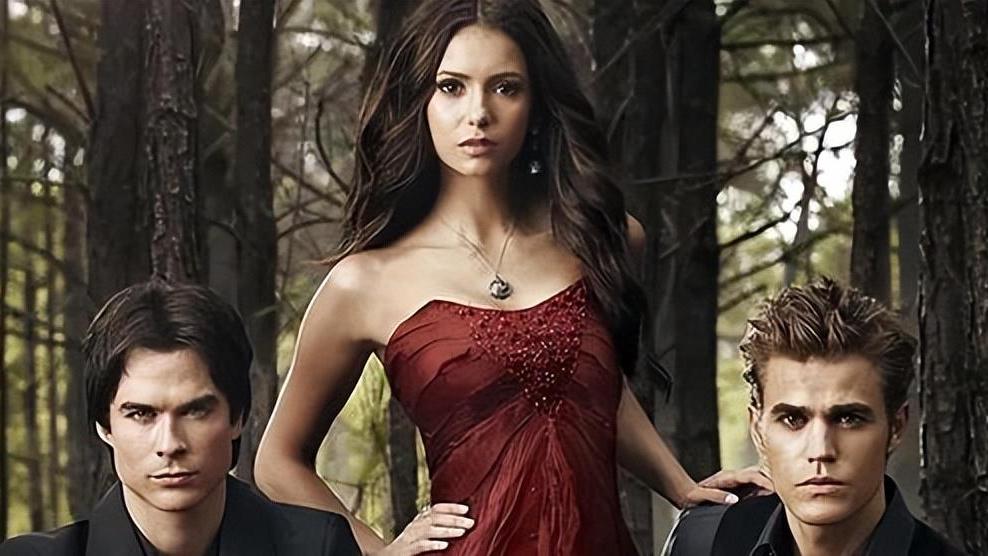 好莱坞|她20岁凭一部剧火遍全球，30岁过气隐退，如今却靠古堡豪宅翻红