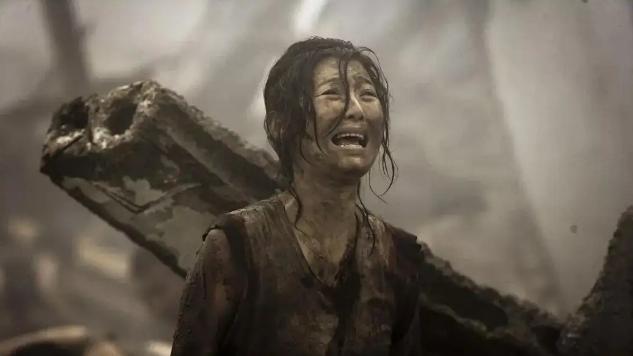《唐山大地震》值得一看，整个电影的场景和内容，都很精彩