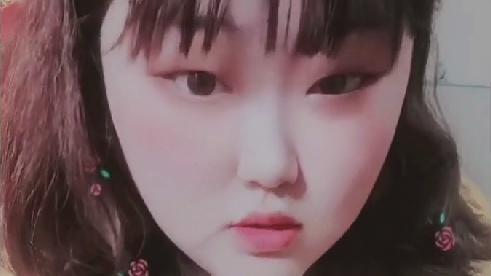 朱之文 大衣哥女儿瘦身成功，模样大变酷似网红脸，粉丝直夸：好美