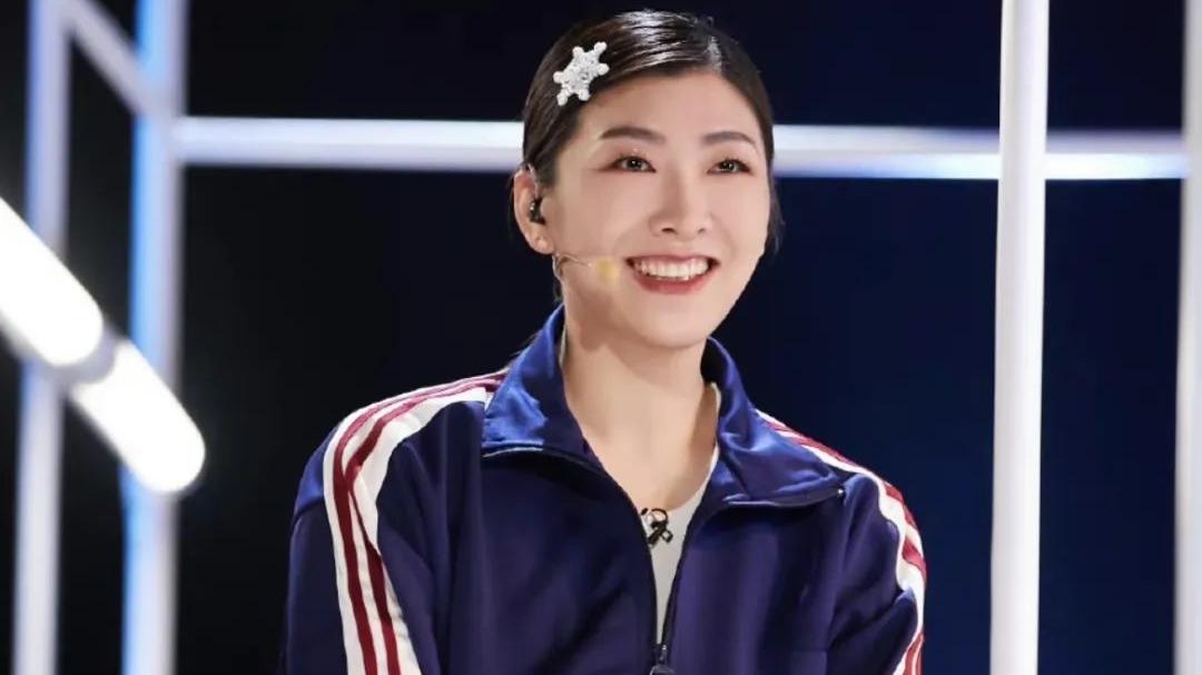 赵丽颖|圈内很多狗仔竞相偷拍赵丽颖，想看看她有没有一些感情料爆出来