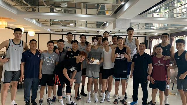 新疆男篮|正式签约！CBA名帅加盟新疆男篮，携手阿的江，冲击季后赛