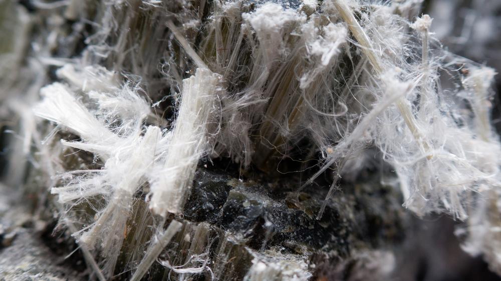 |1Kg石棉含一百万根“钢针”，澳洲一小镇，因为石棉从地图上消失