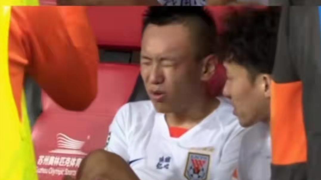 张弛|张弛好无奈！国足争论让他无辜中枪！张弛：职业生涯只代表过鲁能