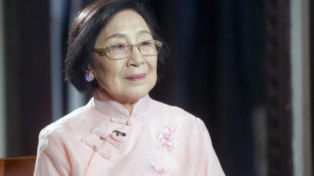 曹可凡|著名表演艺术家陈正薇去世，最后露面精神矍铄，曹可凡悲痛悼念