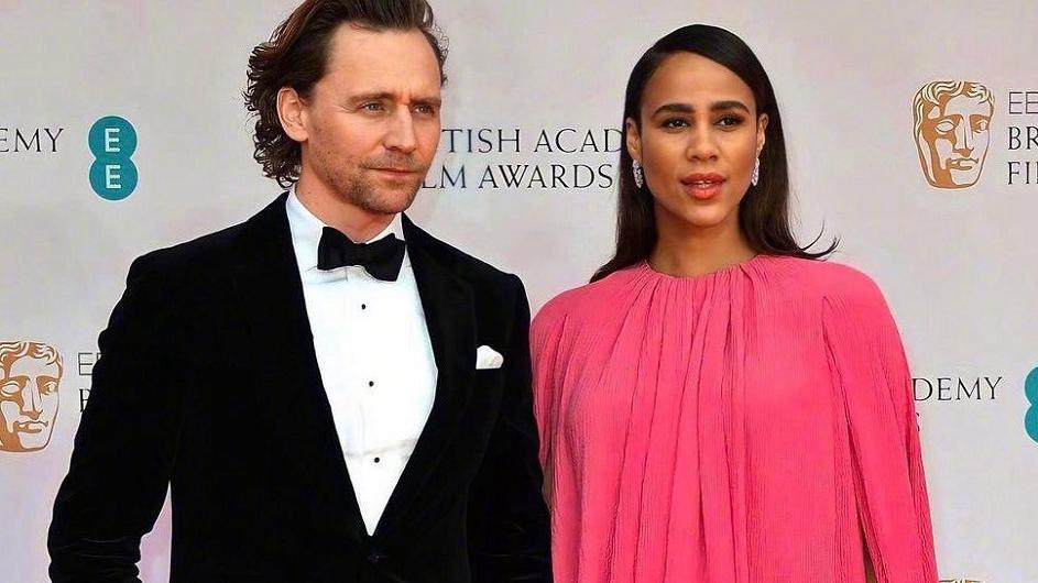 抖森|“洛基”演员抖森即将当爹，黑人女友已怀孕，网友：希望孩子随爹