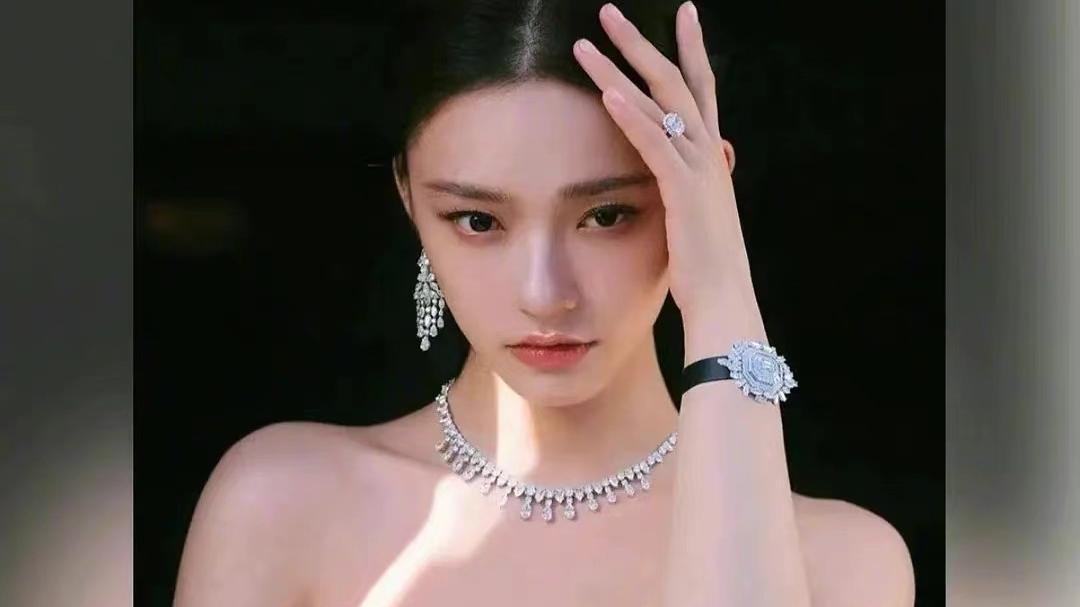 梦华录|《梦华录》林允商务被狙上热搜，刘亦菲之后，为什么挨骂的是她？