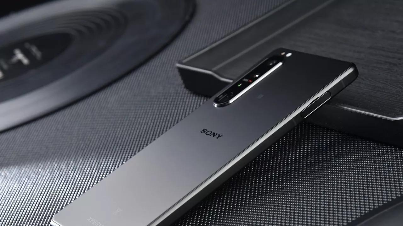 索尼Xperia|从8499跌至6799元，蔡司T镀膜+4K，搭载索尼微单技术价格亲民