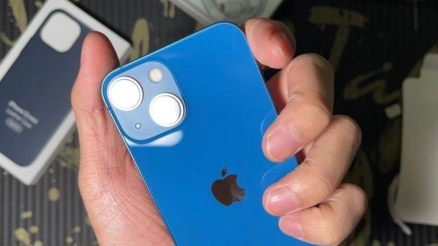 小米科技|iPhone13 mini降至4599元，它到底是不是“智商鉴定机”？
