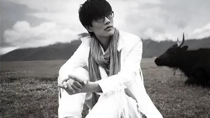 芒果台|佩服芒果台，何炅这不温不火的节目，生生被改造成了收视冠军