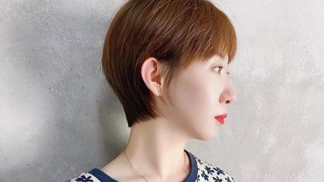 发型|40岁左右的女性，发型这样剪，时尚年轻不老气