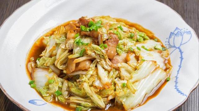 白菜|炒白菜，直接下油锅是错的，少了关键1步，难怪口感不香脆