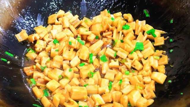 腐竹|中年人公认的4道下酒菜，实惠又美味，个个经典吃一口能喝三杯酒