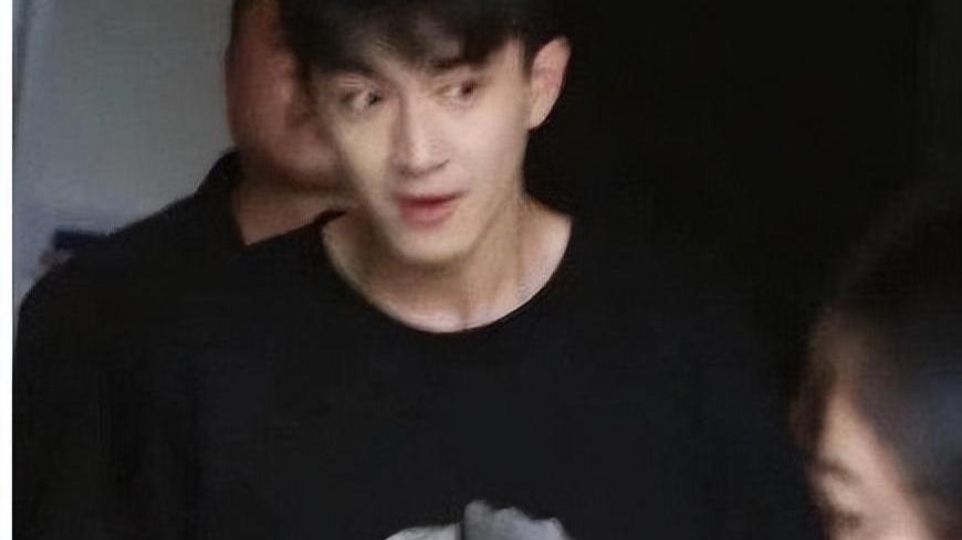 林更新|林更新生图流出，你可以永远相信他的脸，暴瘦后整个人气质都变了