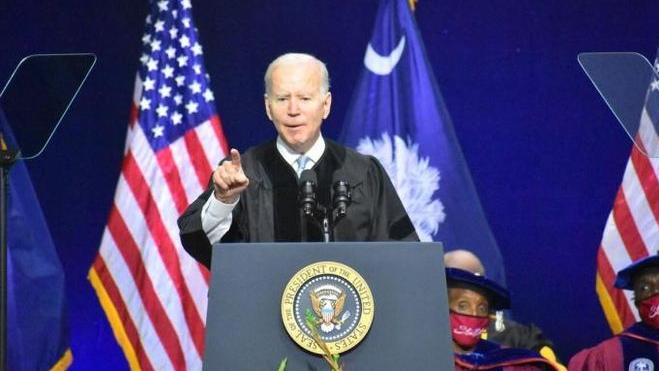 Re: [新聞] 烏克蘭成歐盟候選國 澤倫斯基：歷史性一刻