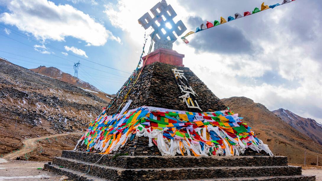 小姐姐|10年4次自驾游西藏，分享5点心得，包括车型、路线、进藏季节、景点、花费、注意事项