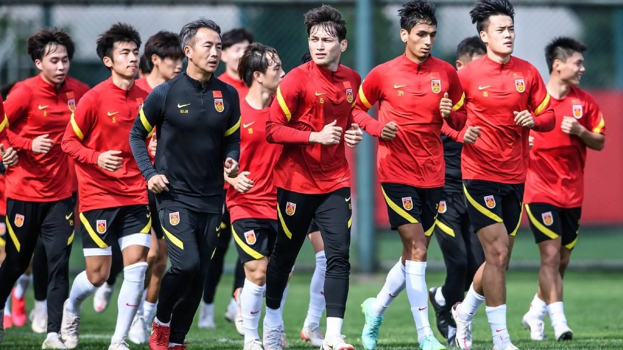迪巴拉|U23国足主帅做最新表态，为国脚制定严苛标准，球员们好日子到头了！