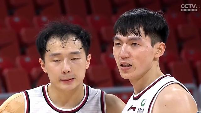 广东男篮|杜锋怒批广东第4节发挥，刘维伟疑似话里有话：该看的都看到了