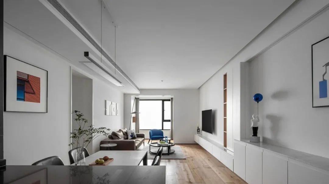 沙发与电视墙互换，成就更多收纳