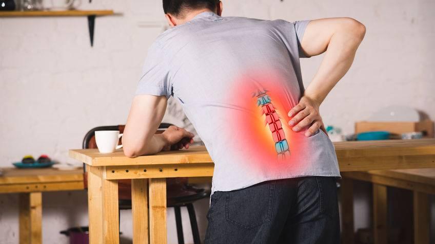 水果|腰椎间盘突出的人越来越多，或与这4个因素有关，了解后尽量避免