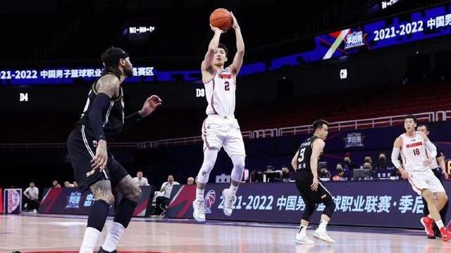 瓜迪奥拉|广东3少合同到期！赵睿基本锁定D类，胡明轩身价暴涨，徐杰最尴尬