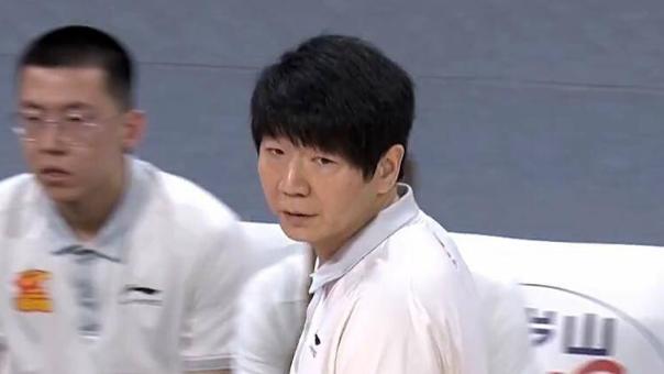 深圳男篮|深圳队成反面教材！内讧伤士气也影响成绩，不是每个教练都叫杜锋