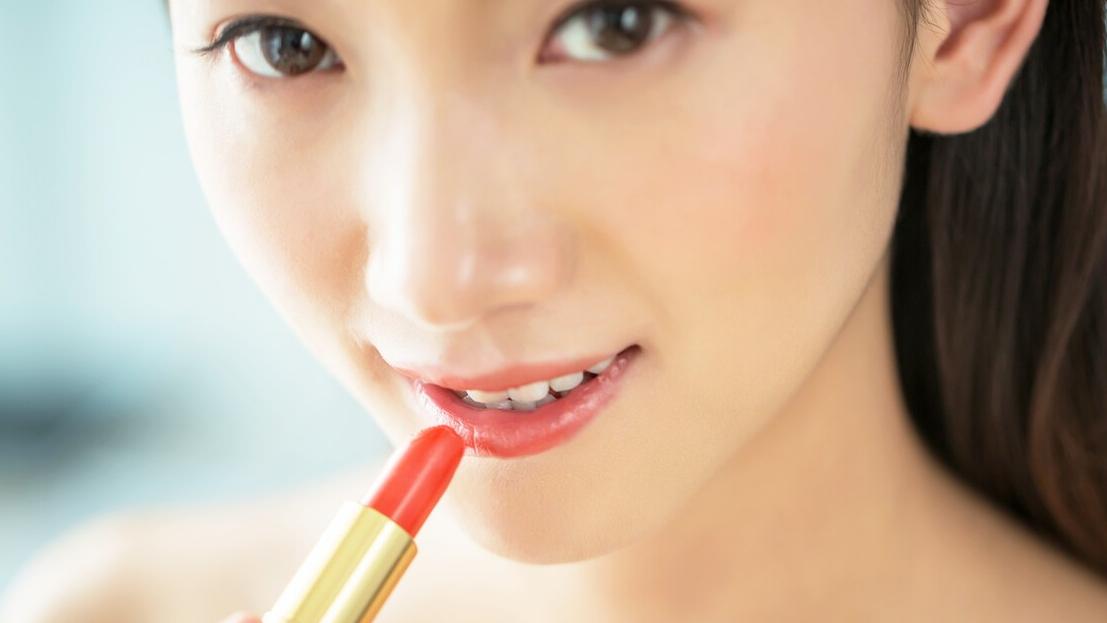 明星素颜|早上出门太赶没时间化妆？没关系！做好这3步，素颜出门也好看