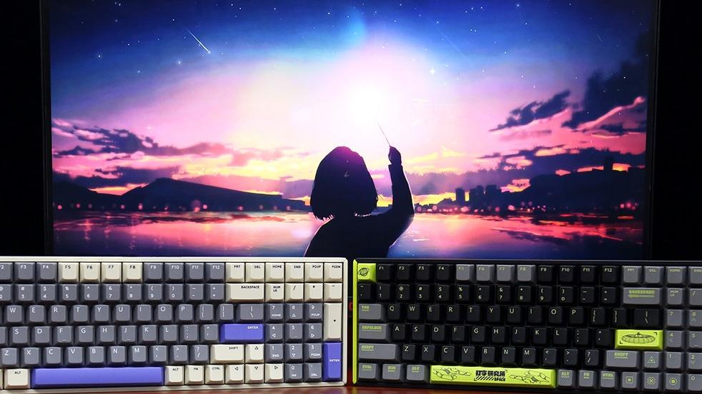 芯片|iQunix F97三模无线机械键盘评测：缤纷配色，紧凑布局