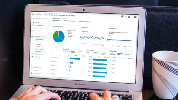 VR|张朝阳回应搜狗员工被诈骗：情况没有那么严重