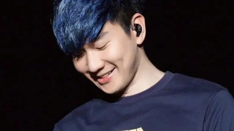 杜海涛|杜海涛现在挺低调的，没有刻意拿结婚这件事来大肆宣扬？