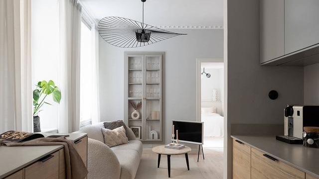 带美妙庭院的一楼38平公寓，柔和色彩打造宜人氛围，舒适宜居