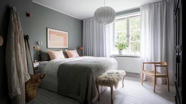 柔软的斯堪的纳维亚之家，柔和色调宁静无边，自然露台疗愈身心