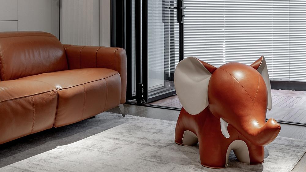 她家，多处可开可合式设计，还有树屋亲子区，温馨精致真让人喜欢