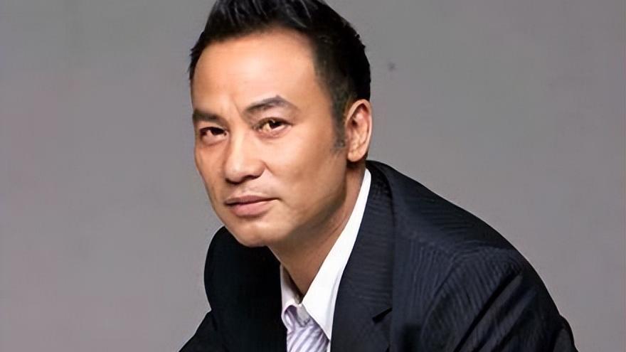 任达华|任达华：拍戏40年还有新鲜感，直言是中国人很骄傲，女儿曝光身材不输超模