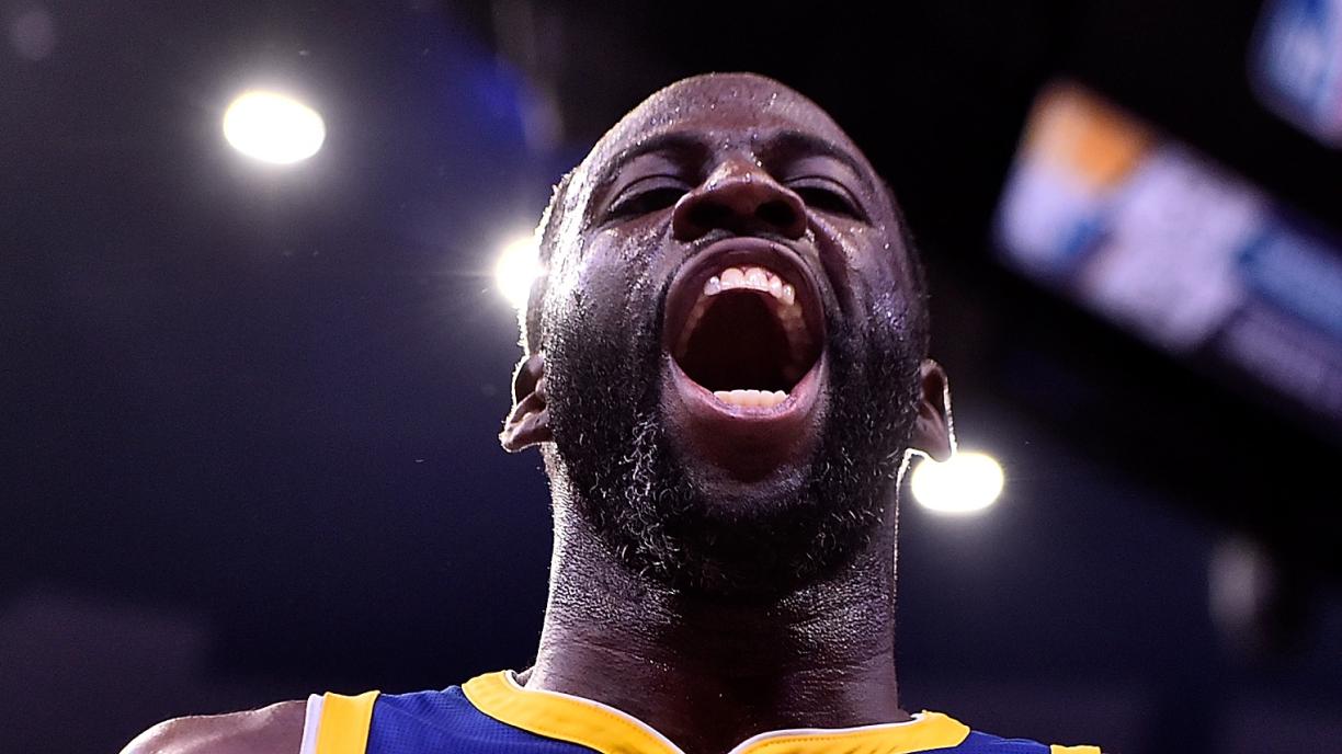 |格林被驱逐引热议！NBA众球员为他鸣不平，追梦母亲怒骂裁判