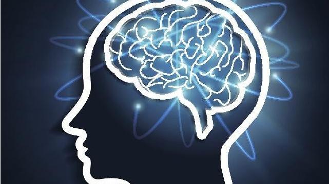 水煮鸡蛋|脑科专家：用这一姿势睡觉的人，患老年痴呆的几率较低，你符合吗