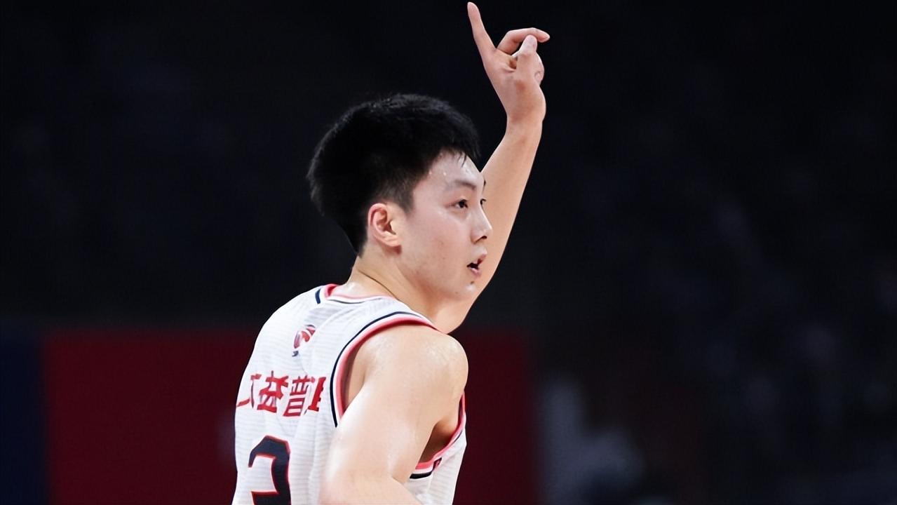 本西奇|辽粤备战新消息！杨鸣熬出黑眼圈，杜锋太低调，6大看点值得关注