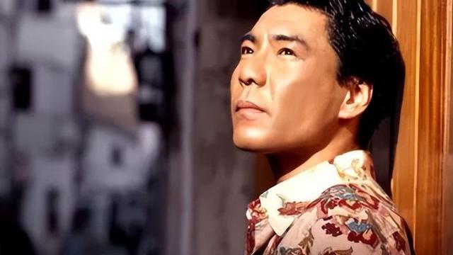 屠洪刚|屠洪刚儿子屠芮葆：弟弟豪车豪宅不断，自己只能借钱度日