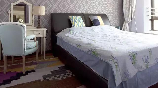 140平美式新房完工，邻居来参观完后，疯狂带人来参观我家阳台！