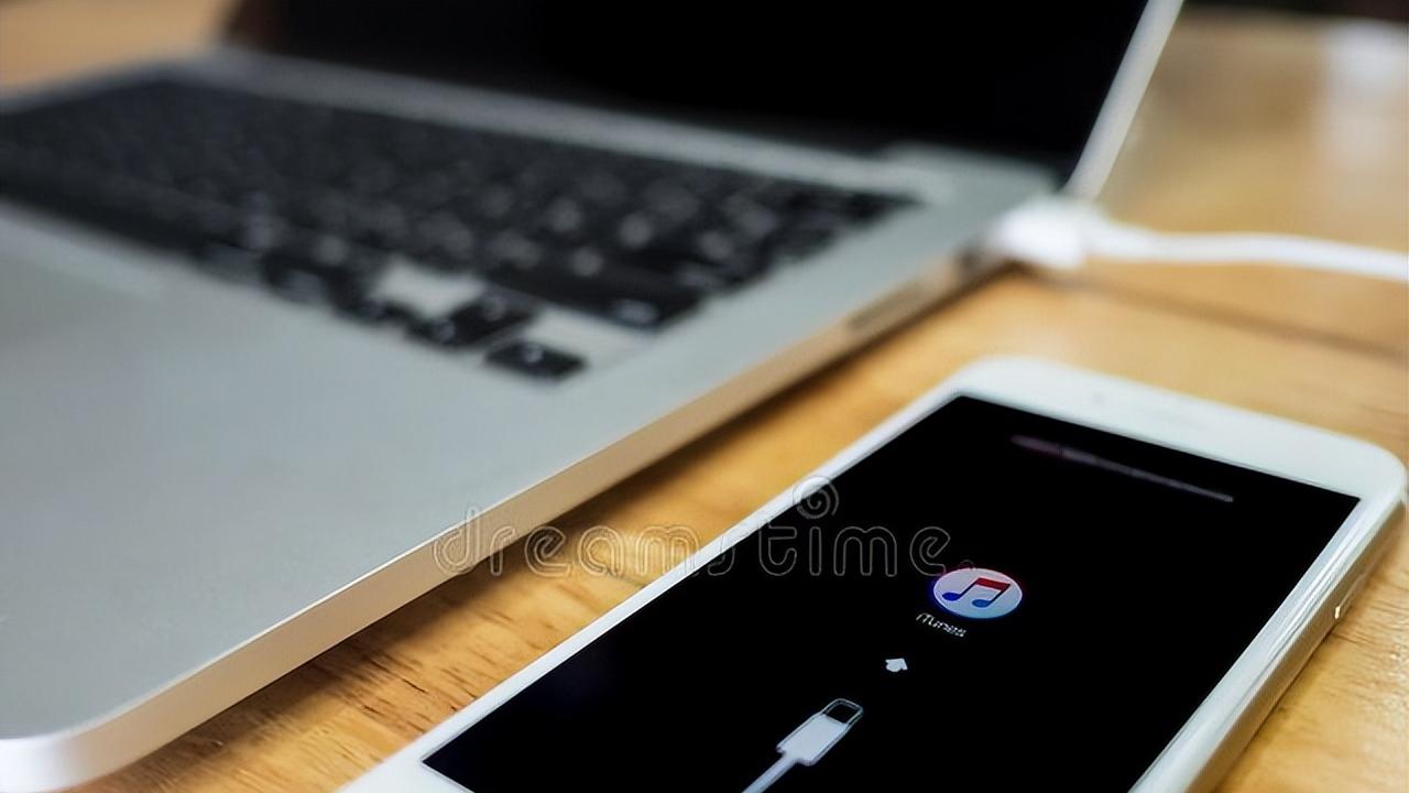 苹果|苹果因不配备充电插头，在巴西再次被罚。你认为该不该配备？